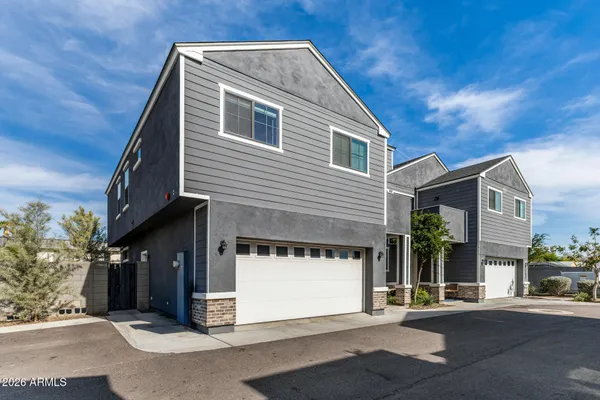 $599,500 | 2601 North 27th Street, Unit 4, Phoenix, AZ 85008