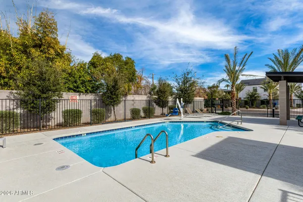 $599,500 | 2601 North 27th Street, Unit 4, Phoenix, AZ 85008