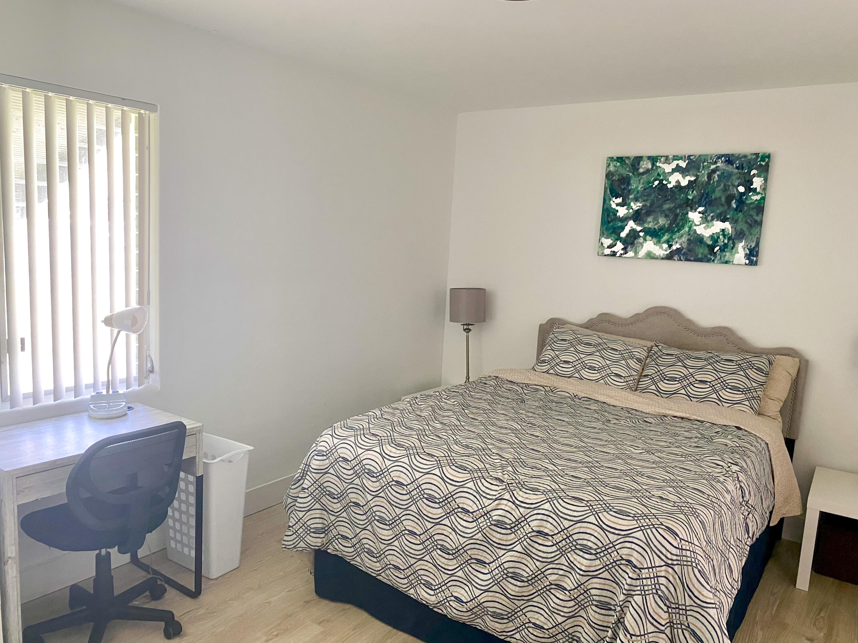 245 East 25th Street Riviera Beach, FL 33404 - Photo 11 of 23 11F48E22-43CF-4F32-9E80-8D2DF52AF0F9