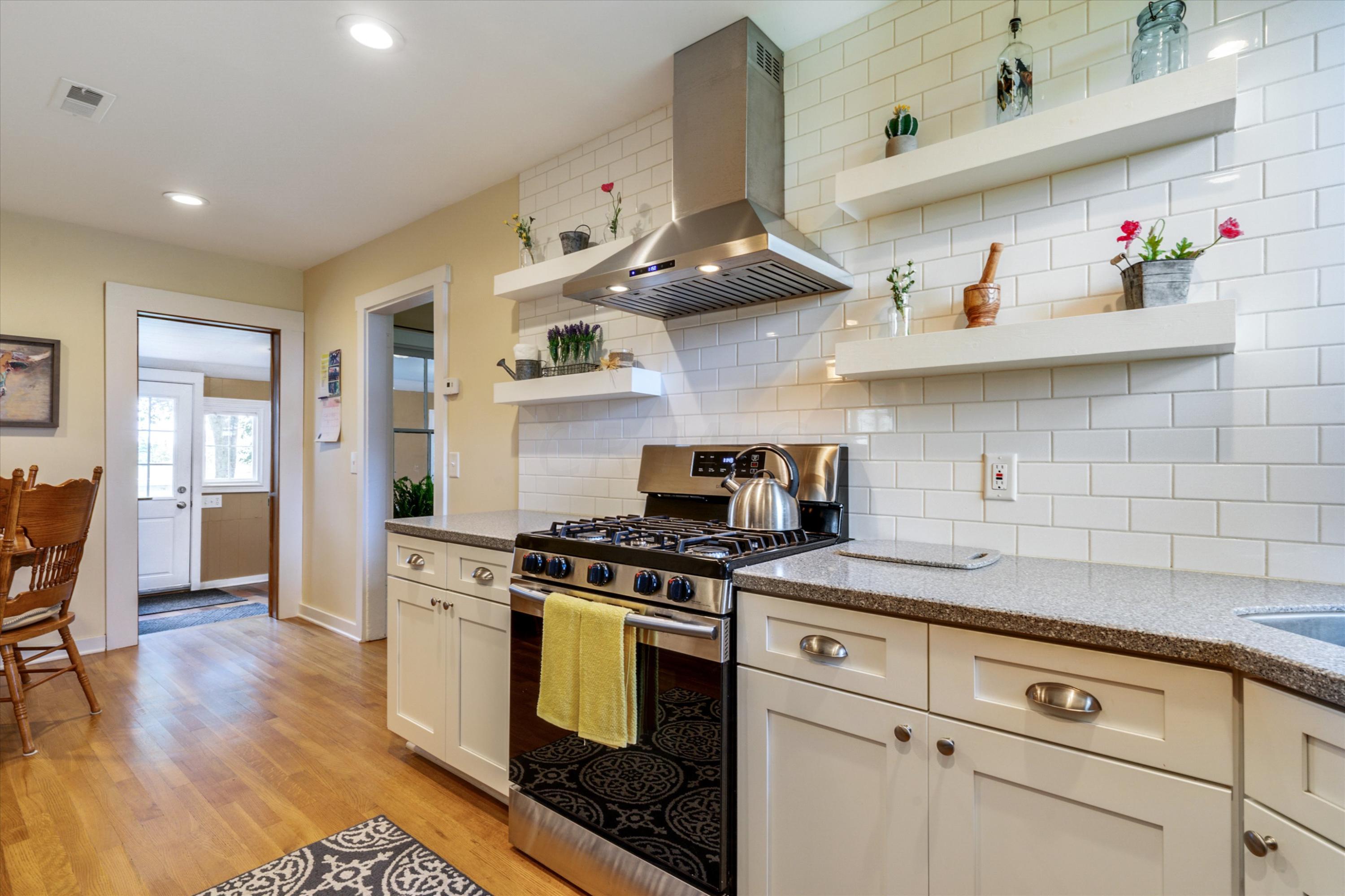 13930 London Road Orient, OH 43146 - Photo 13 of 79 Gallery Image 13