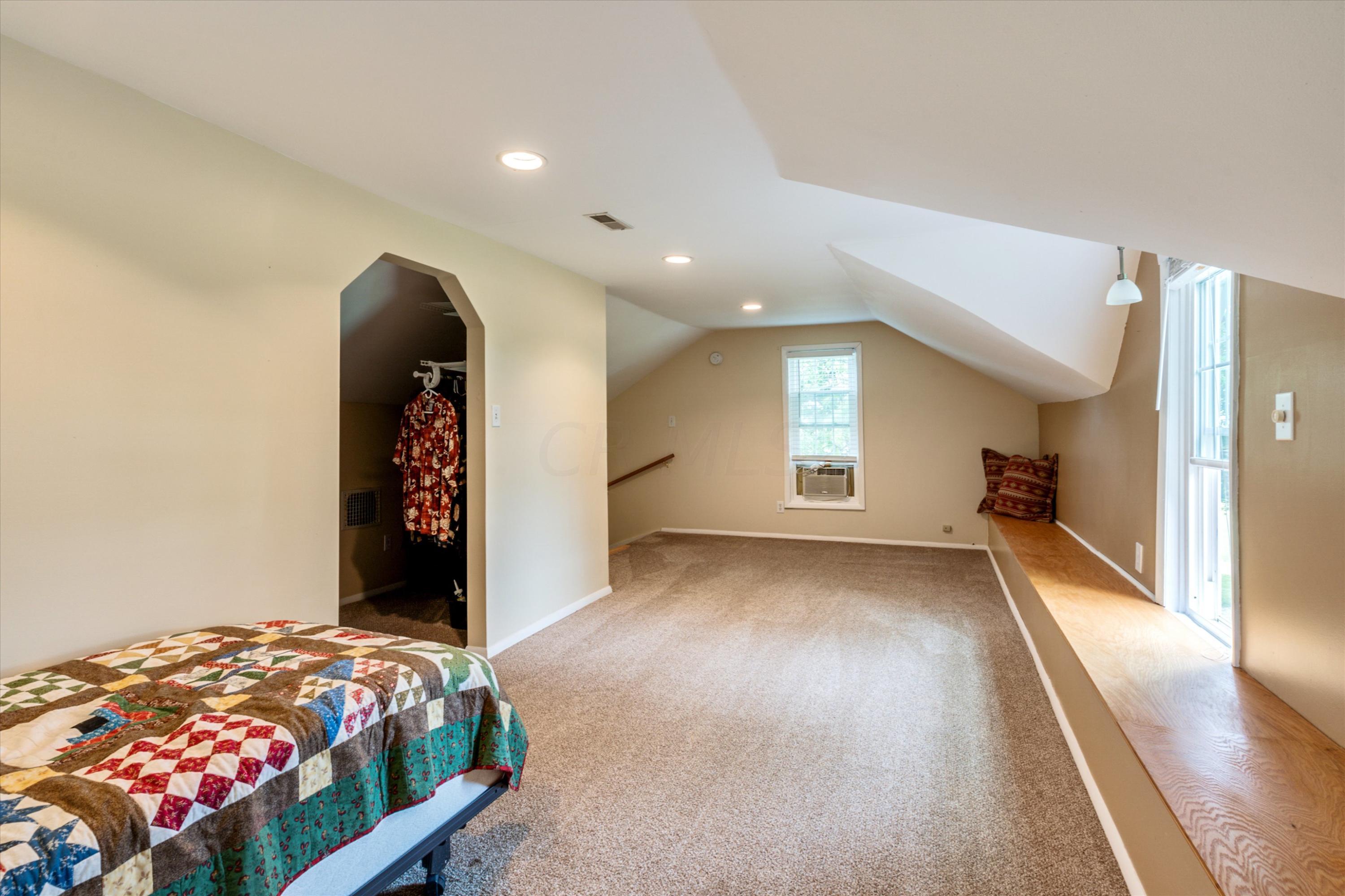 13930 London Road Orient, OH 43146 - Photo 34 of 79 Gallery Image 34