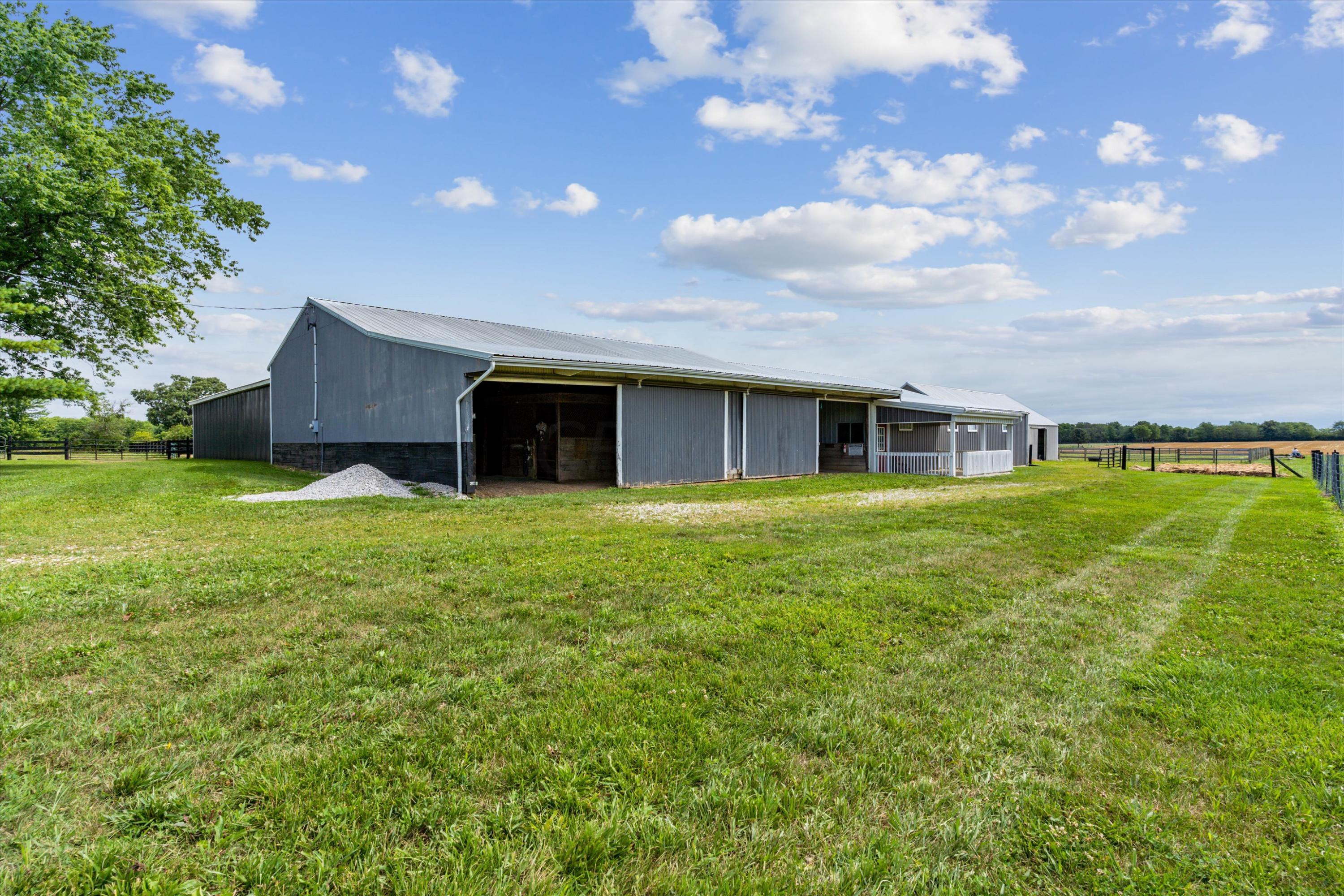 13930 London Road Orient, OH 43146 - Photo 38 of 79 Gallery Image 38