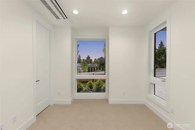 $1,650,000 | 13318 132nd Avenue Northeast, Kirkland, WA 98034