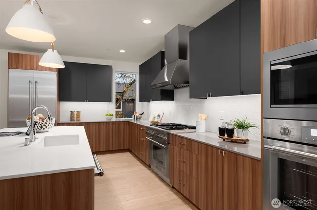 $1,650,000 | 13318 132nd Avenue Northeast, Kirkland, WA 98034