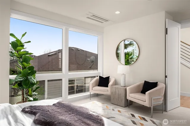 $1,650,000 | 13318 132nd Avenue Northeast, Kirkland, WA 98034