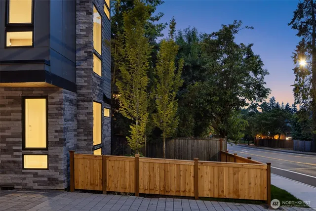 $1,650,000 | 13318 132nd Avenue Northeast, Kirkland, WA 98034