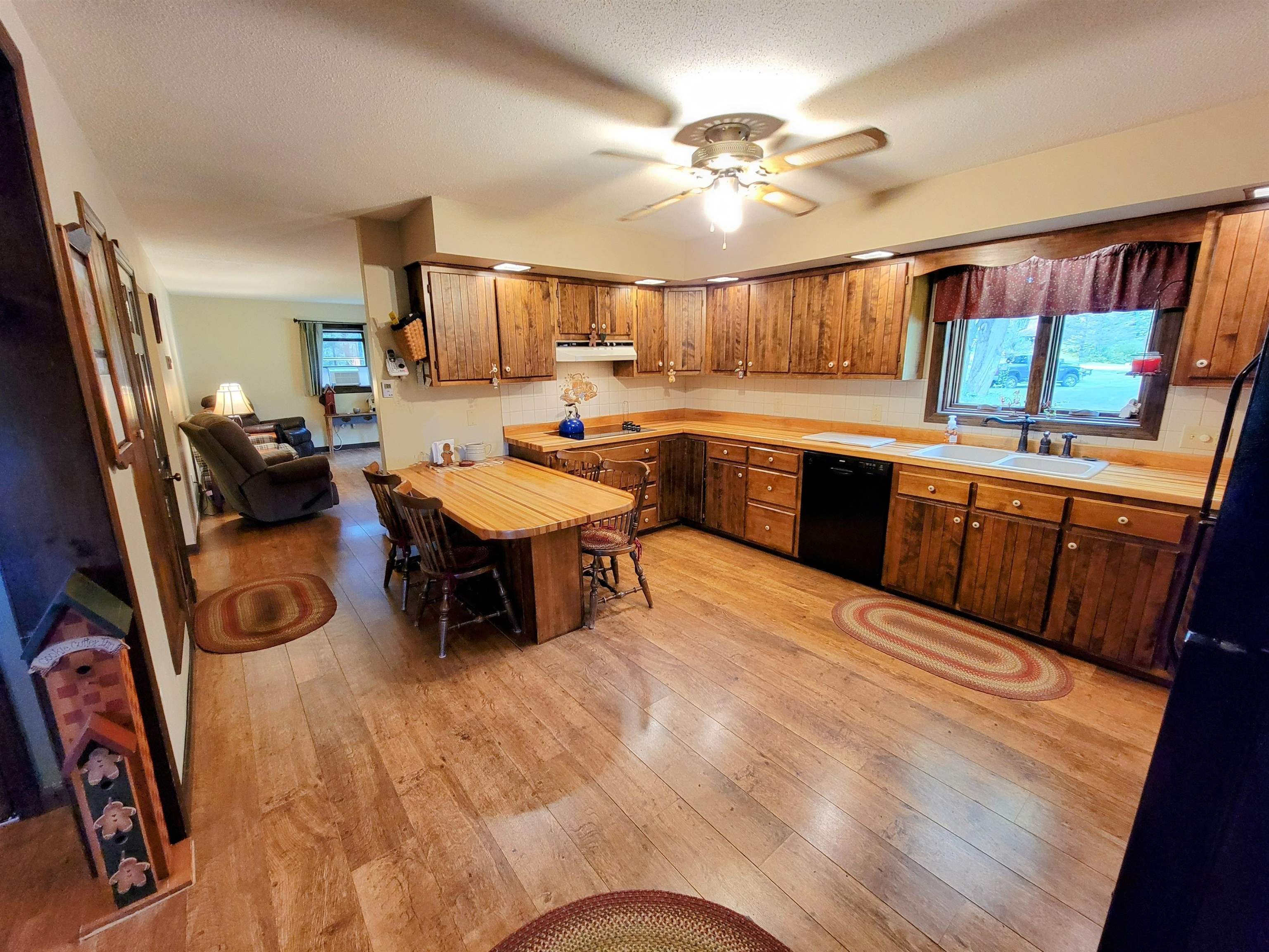 128 Farr Drive Castleton, VT 05735 - Photo 9 of 36