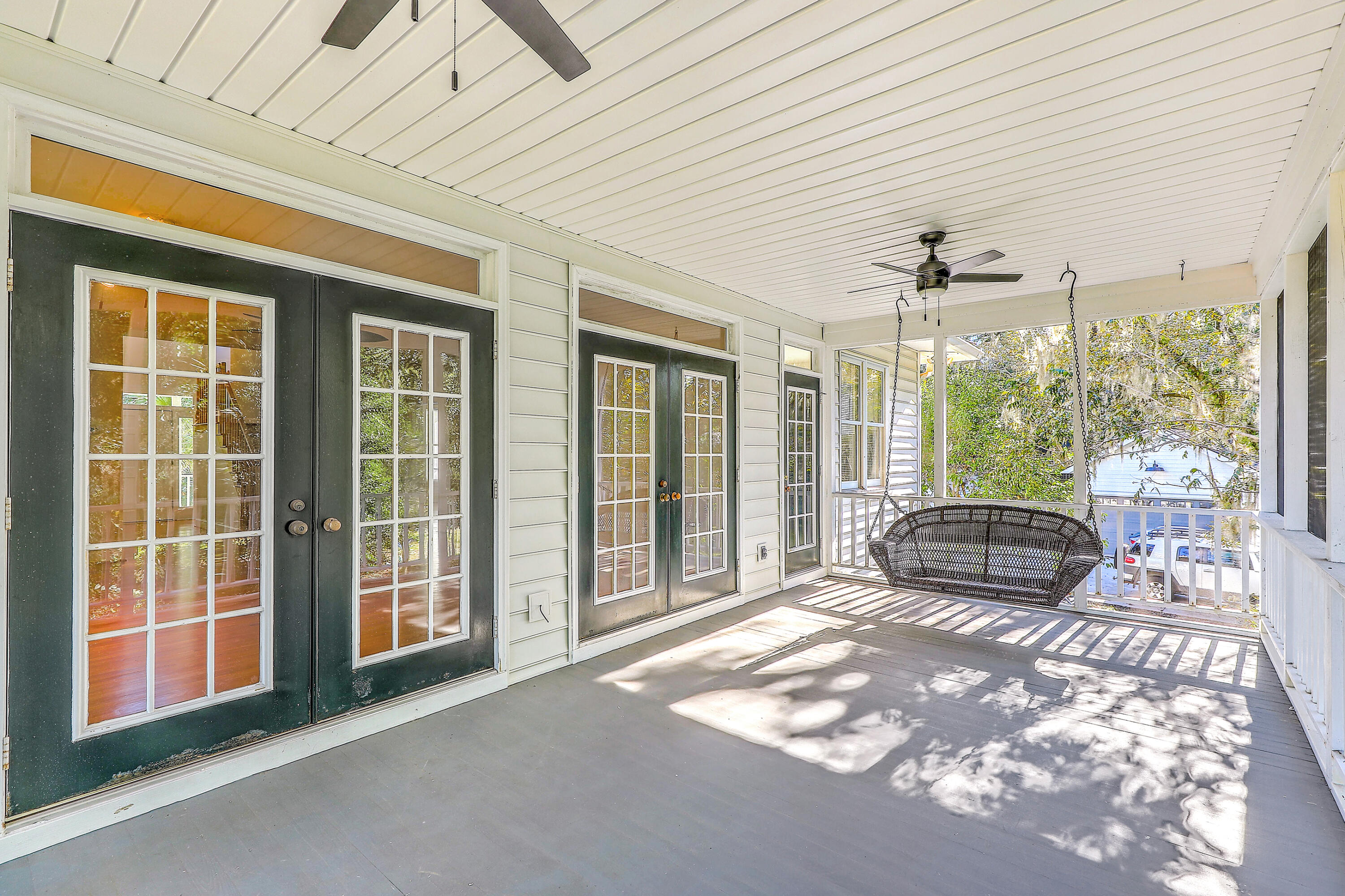 317 Rutherford Street Summerville, SC 29483 - Photo 24 of 50 Back Screened Porch