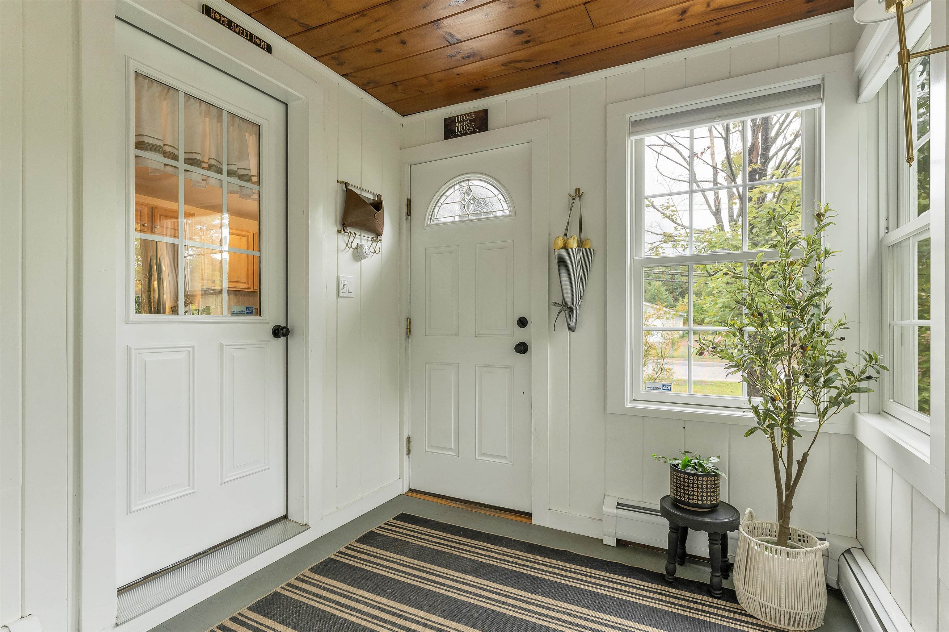 10 Grover Street Concord, NH 03301 - Photo 5 of 41 Gallery Image 5