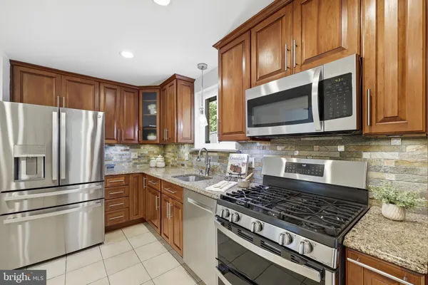 $785,000 | 10809 Drumm Avenue, Kensington, MD 20895