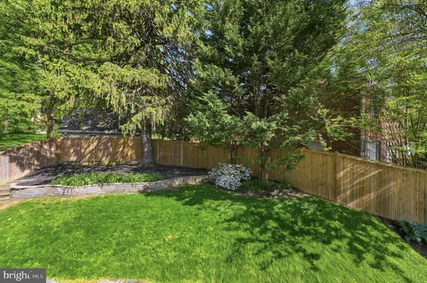$785,000 | 10809 Drumm Avenue, Kensington, MD 20895