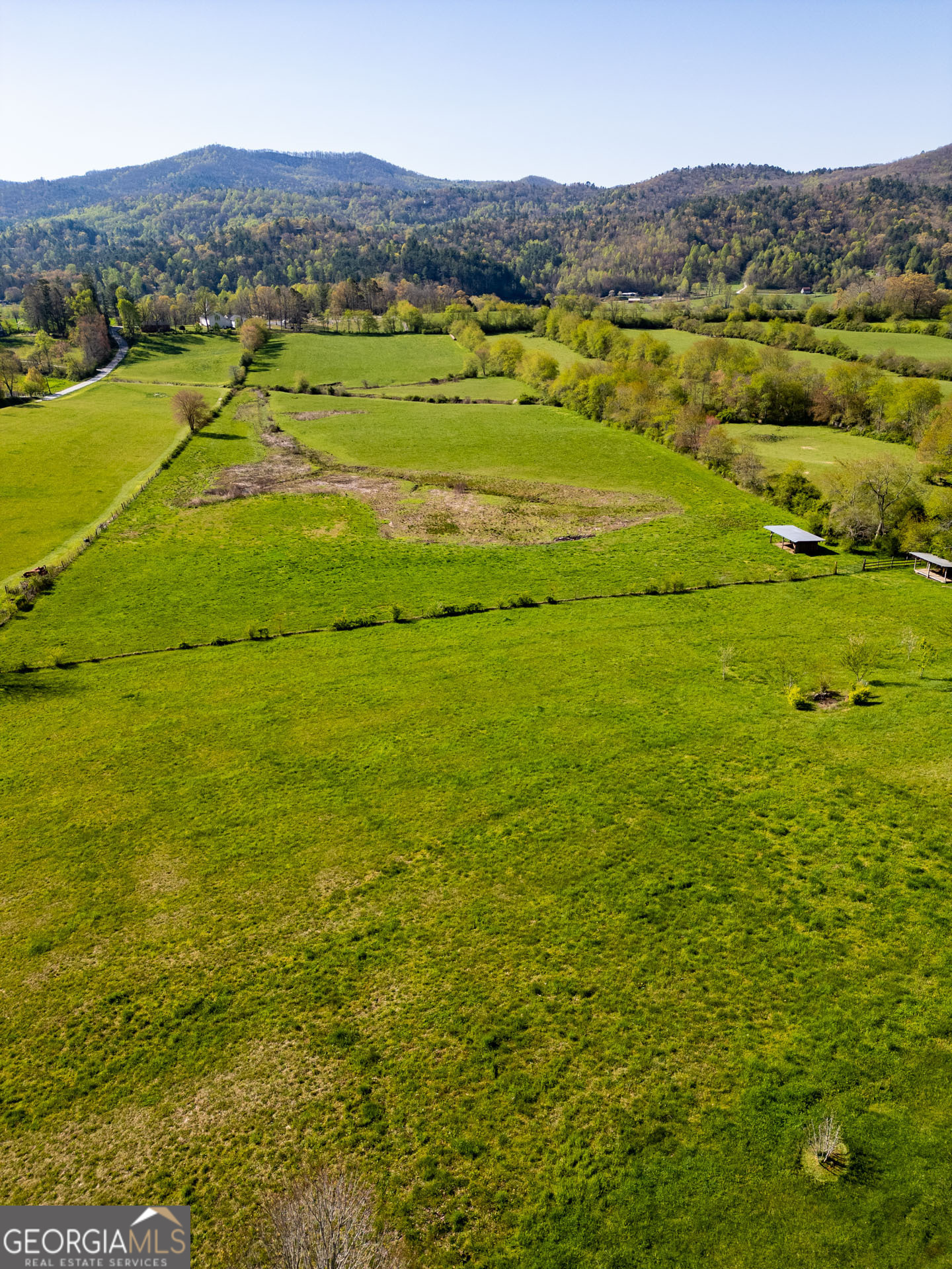 5192 Wolffork Road Rabun Gap, GA 30568 - Photo 32 of 63 a view of an ocean from a city