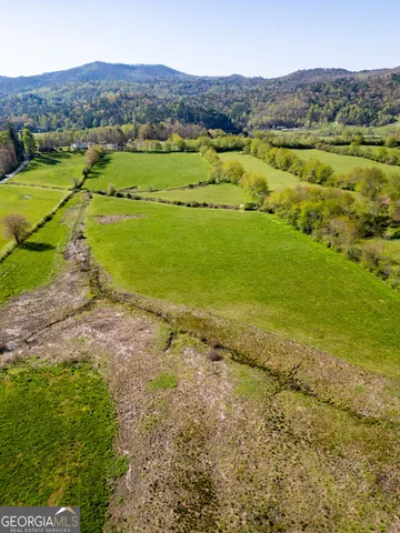 a view of a entrance gate of a house