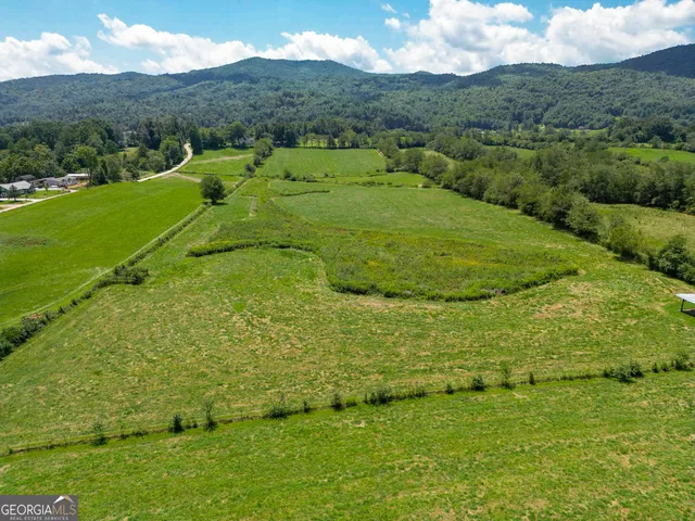 $995,000 | 5192 Wolffork Road, Rabun Gap, GA 30568