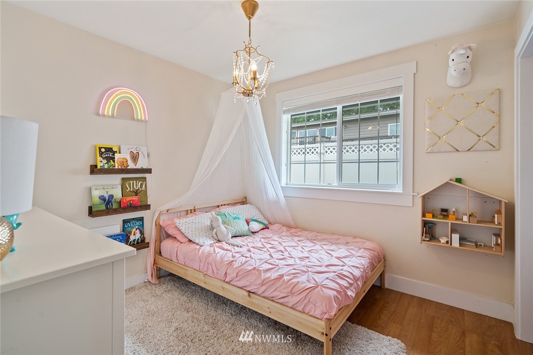 715 232nd Street Southeast Bothell, WA 98021 - Photo 16 of 24