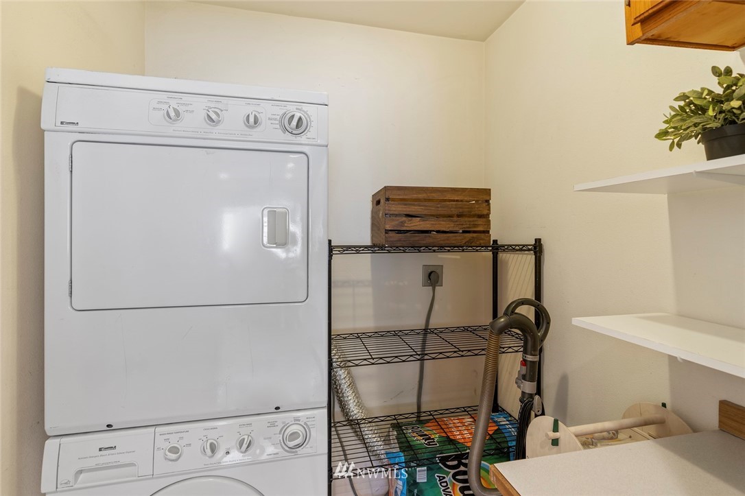 715 232nd Street Southeast Bothell, WA 98021 - Photo 18 of 24