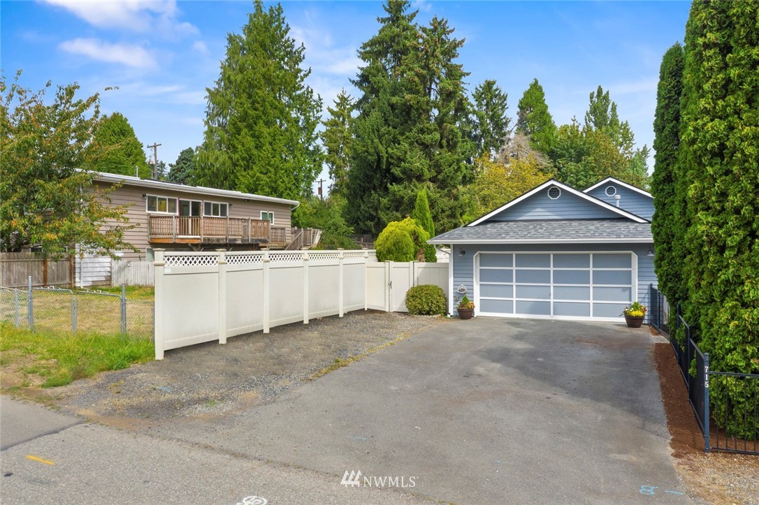 715 232nd Street Southeast Bothell, WA 98021 - Photo 23 of 24
