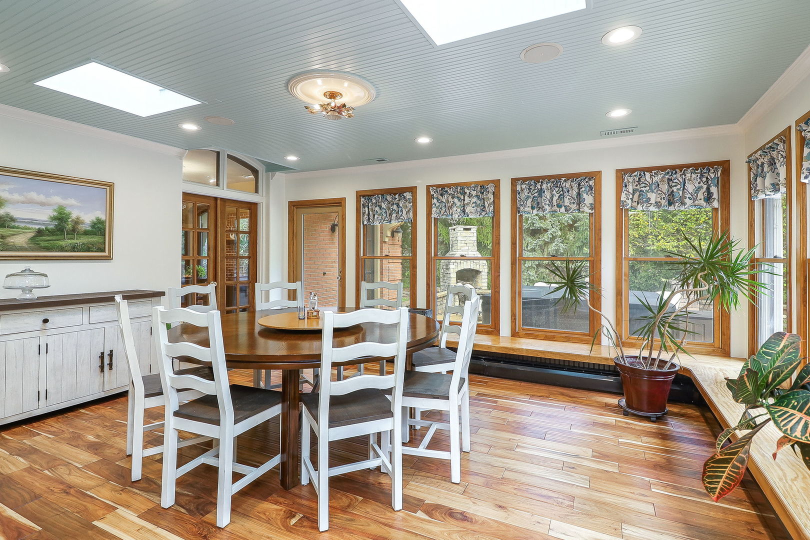 39 Mockingbird Lane Oak Brook, IL 60523 - Photo 13 of 49