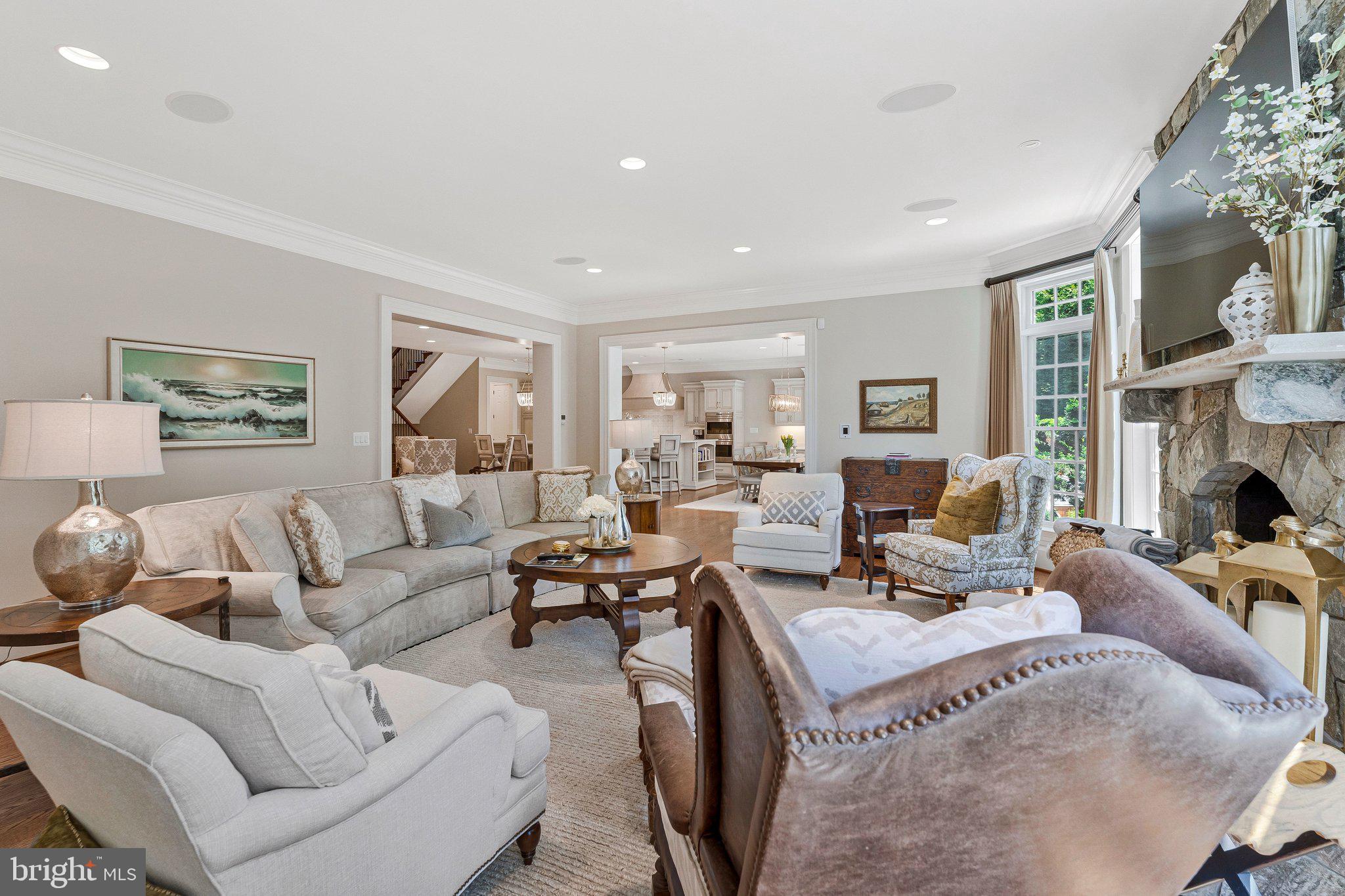 6807 Wemberly Way McLean, VA 22101 - Photo 22 of 82