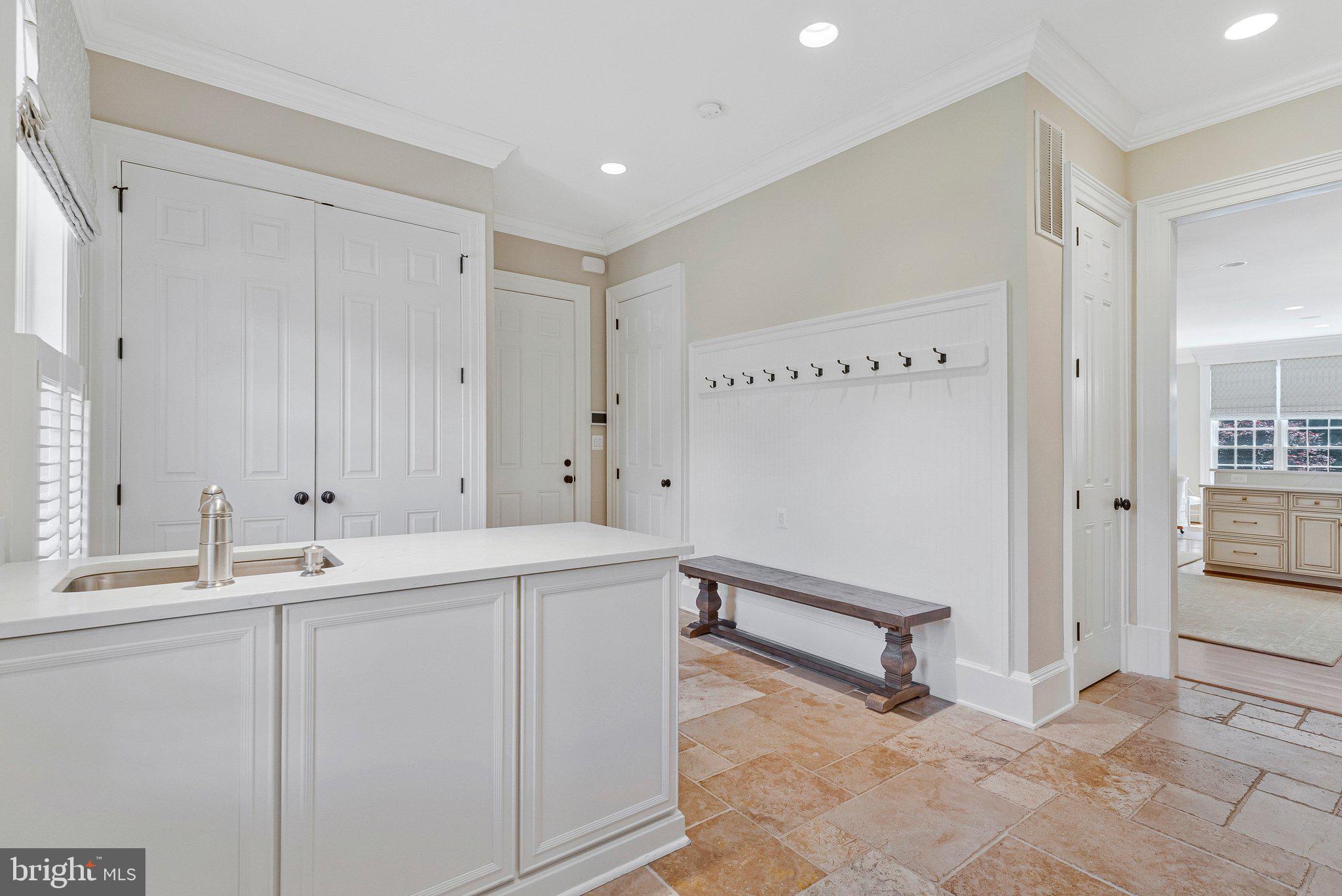 6807 Wemberly Way McLean, VA 22101 - Photo 23 of 82 Mud Room