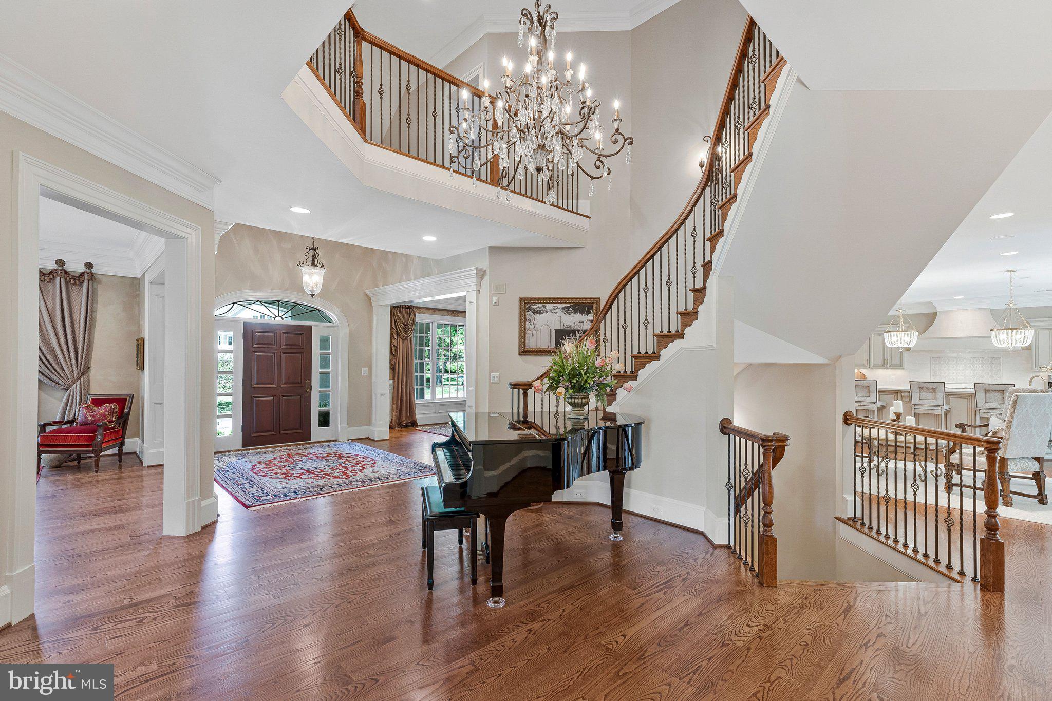 6807 Wemberly Way McLean, VA 22101 - Photo 5 of 82