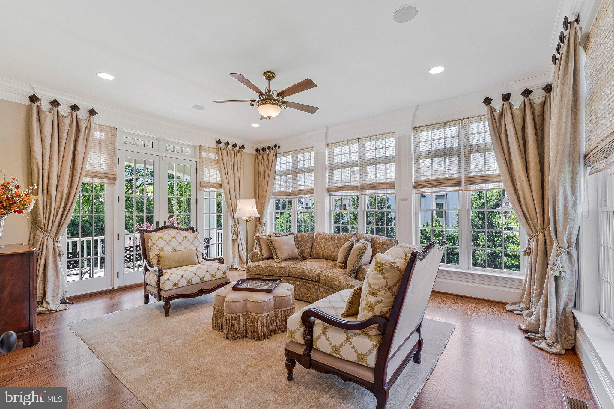6807 Wemberly Way McLean, VA 22101 - Photo 7 of 82