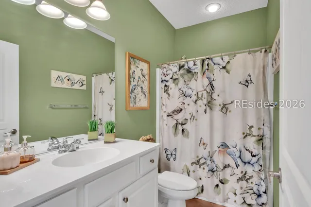 $450,000 | 29 Holly Ribbons Circle, Bluffton, SC 29909