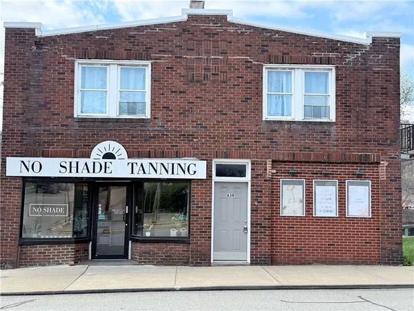$850 | 638 Pittsburgh Street, Unit 2, Springdale, PA 15144