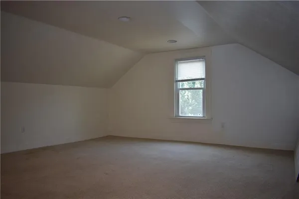 $850 | 638 Pittsburgh Street, Unit 2, Springdale, PA 15144
