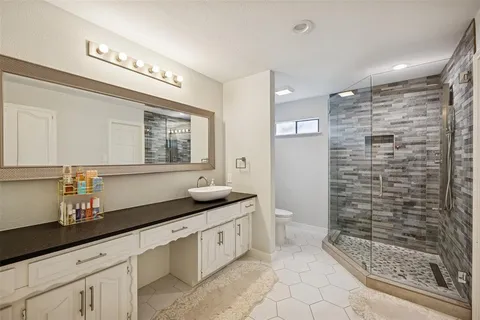 $1,099,000 | 9522 Robin Meadow Drive, Dallas, TX 75243