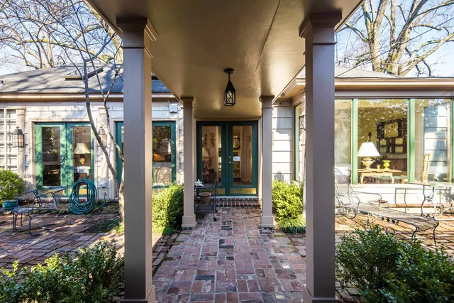 $475,000 | 1643 Vinton Avenue, Memphis, TN 38104