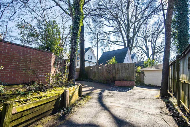 $475,000 | 1643 Vinton Avenue, Memphis, TN 38104