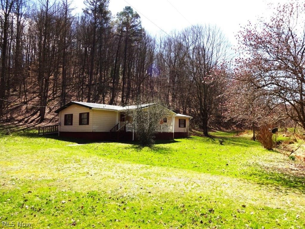 61 Milhoan Road Reedy, WV 25270 - Photo 5 of 26