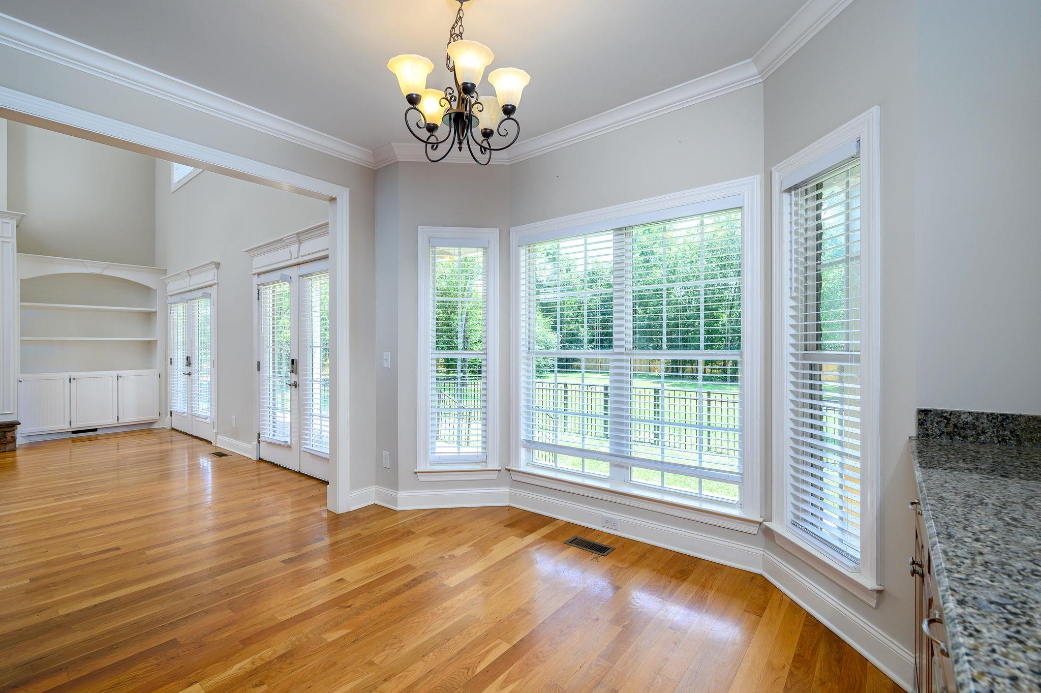 8460 East Gum Road Murfreesboro, TN 37127 - Photo 13 of 30 Eat-In Kitchen complete with Bay Window overlooking private backyard! Extra Cabinets & Serving Area.