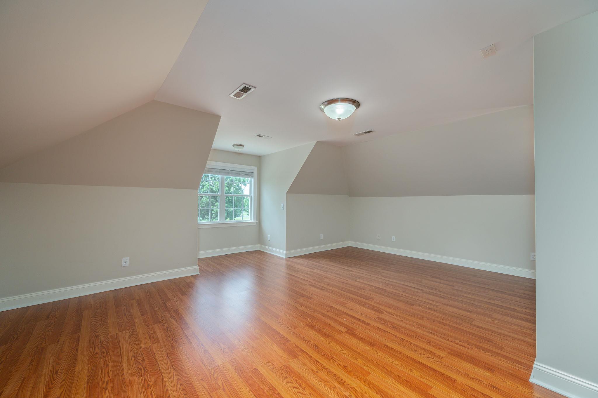 8460 East Gum Road Murfreesboro, TN 37127 - Photo 26 of 30 Large Bonus Room! NO CARPET!