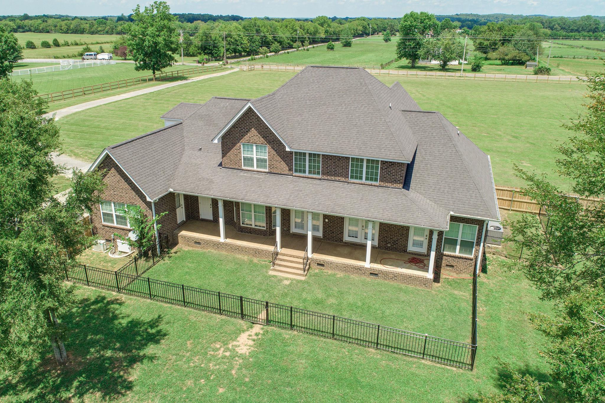 8460 East Gum Road Murfreesboro, TN 37127 - Photo 4 of 30 Covered Porch on this ALL BRICK HOME!