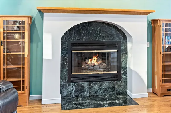 $895,000 | 9 Eagle Nest Drive, Lincoln, RI 02865