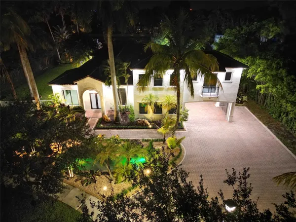 $2,599,999 | 2931 Southwest 139th Terrace, Davie, FL 33330