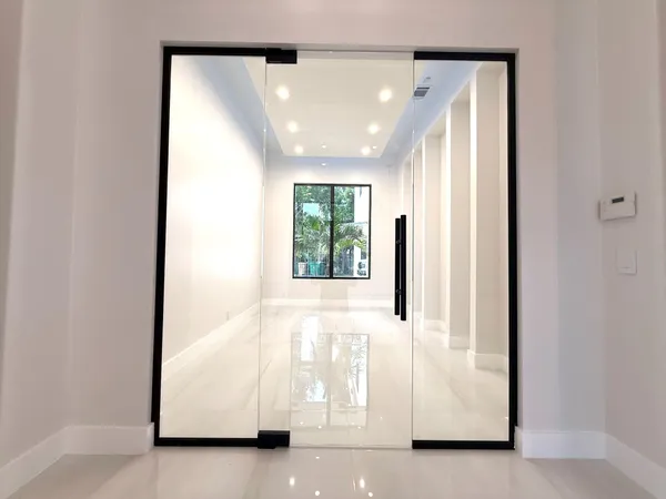 $2,599,999 | 2931 Southwest 139th Terrace, Davie, FL 33330