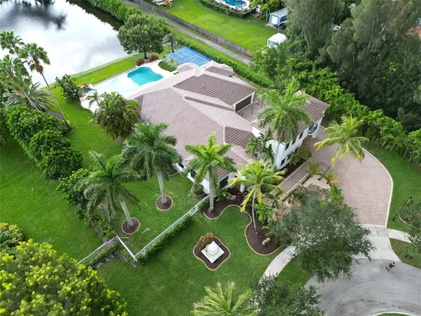 $2,599,999 | 2931 Southwest 139th Terrace, Davie, FL 33330