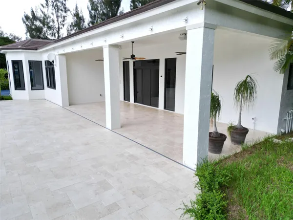 $2,599,999 | 2931 Southwest 139th Terrace, Davie, FL 33330