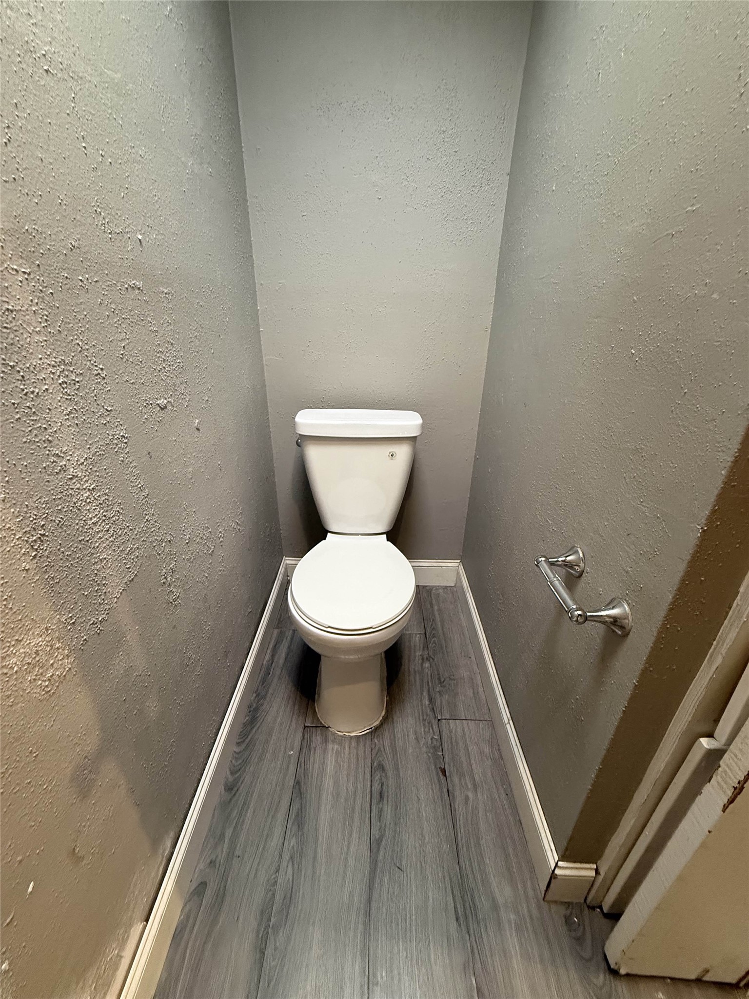 7047 Bissonnet Street, Unit 70 Houston, TX 77074 - Photo 16 of 23 a bathroom with a toilet