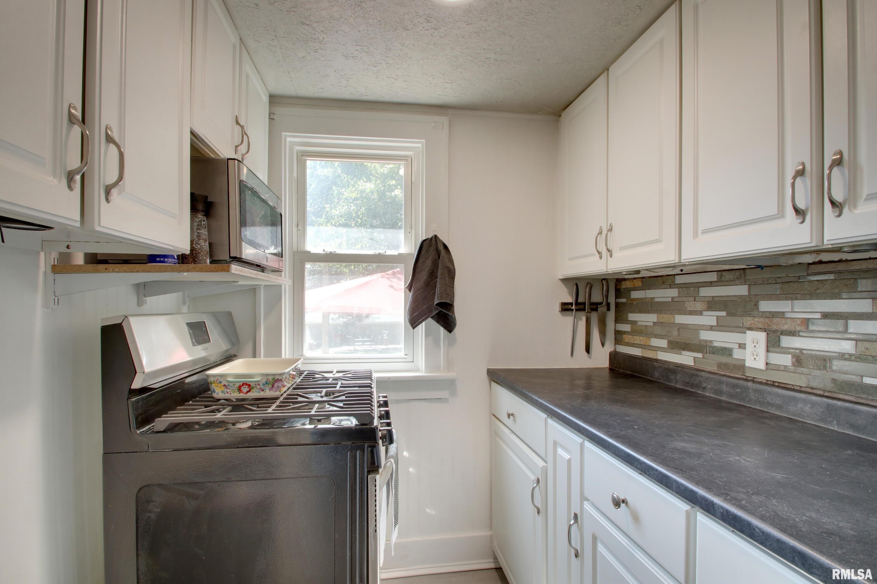 2524 Cedar Street Quincy, IL 62301 - Photo 13 of 31