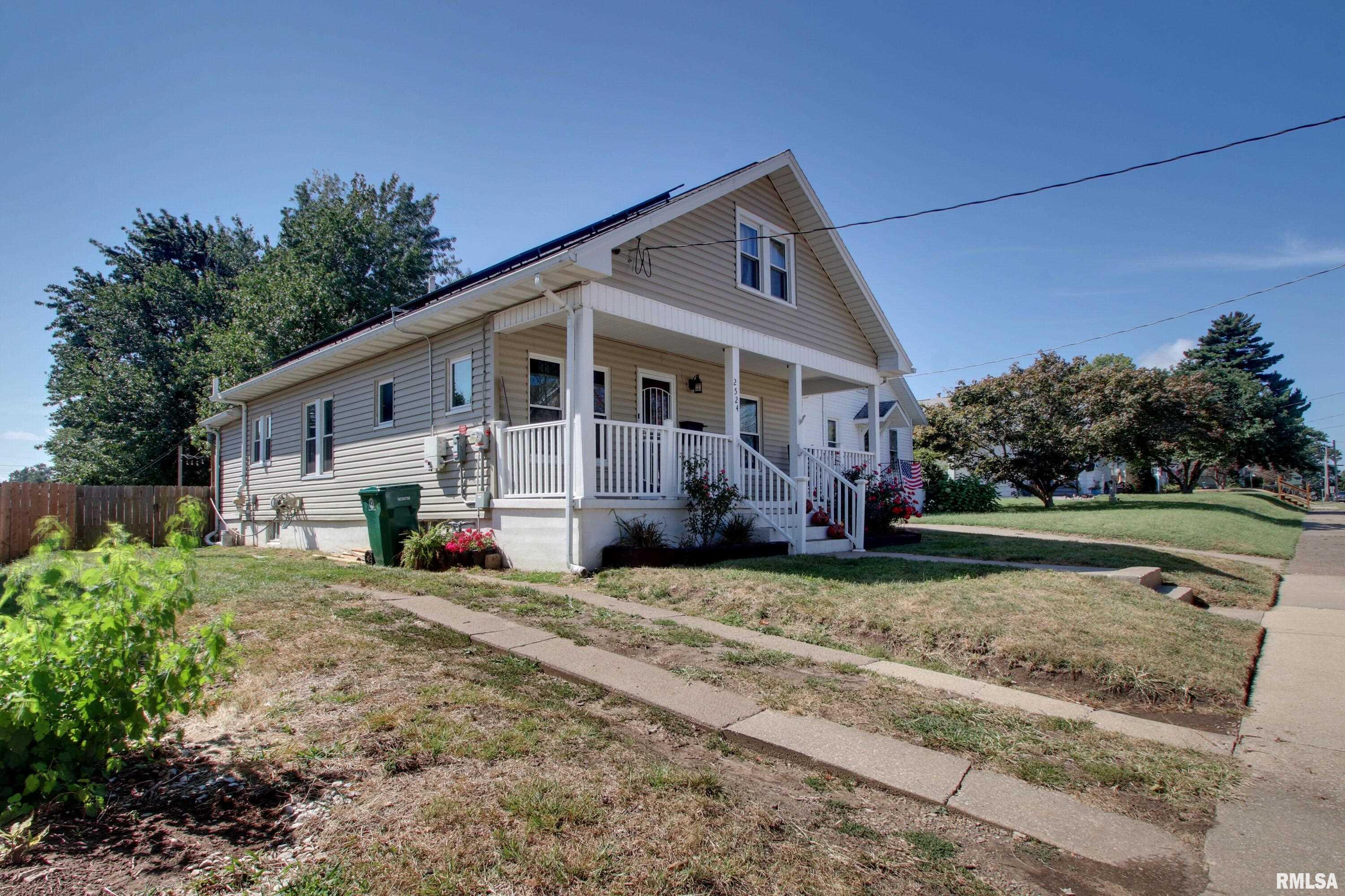 2524 Cedar Street Quincy, IL 62301 - Photo 3 of 31