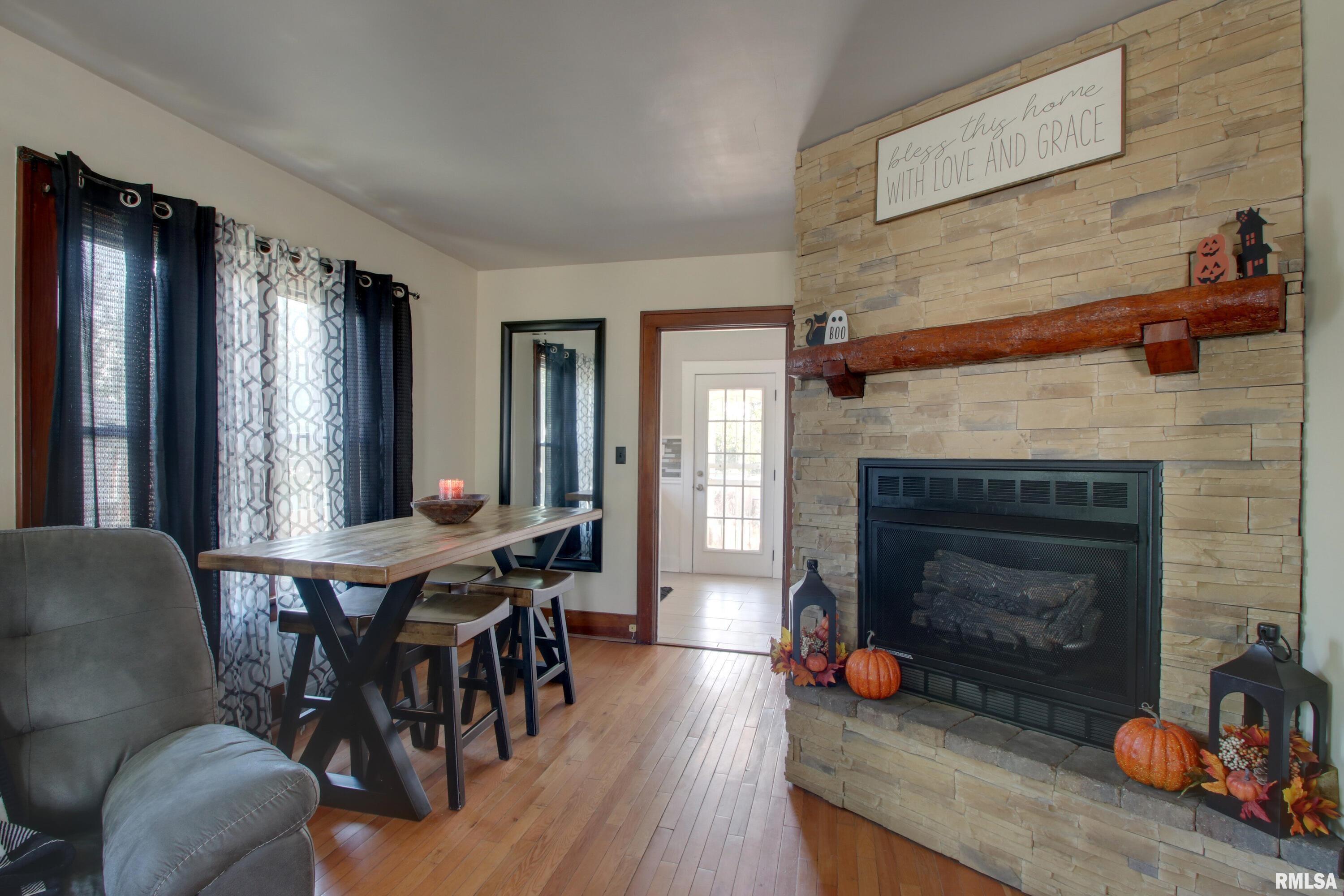 2524 Cedar Street Quincy, IL 62301 - Photo 8 of 31