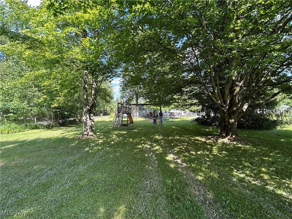 5636 Laskey Road Rome, OH 44085 - Photo 24 of 29 View of grassy yard
