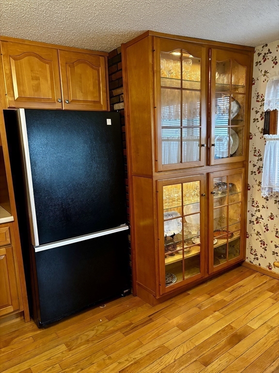 91 Daviston Street Springfield, MA 01108 - Photo 13 of 34