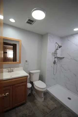 $279,000 | 215 Jamaica Boulevard, Endicott, NY 13760