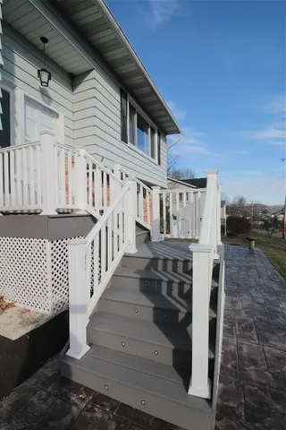 $279,000 | 215 Jamaica Boulevard, Endicott, NY 13760