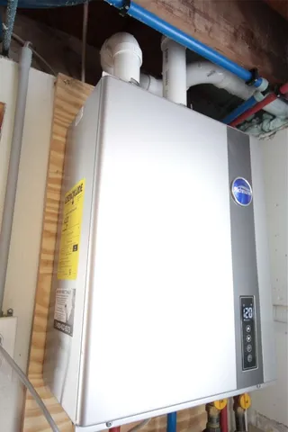 $279,000 | 215 Jamaica Boulevard, Endicott, NY 13760